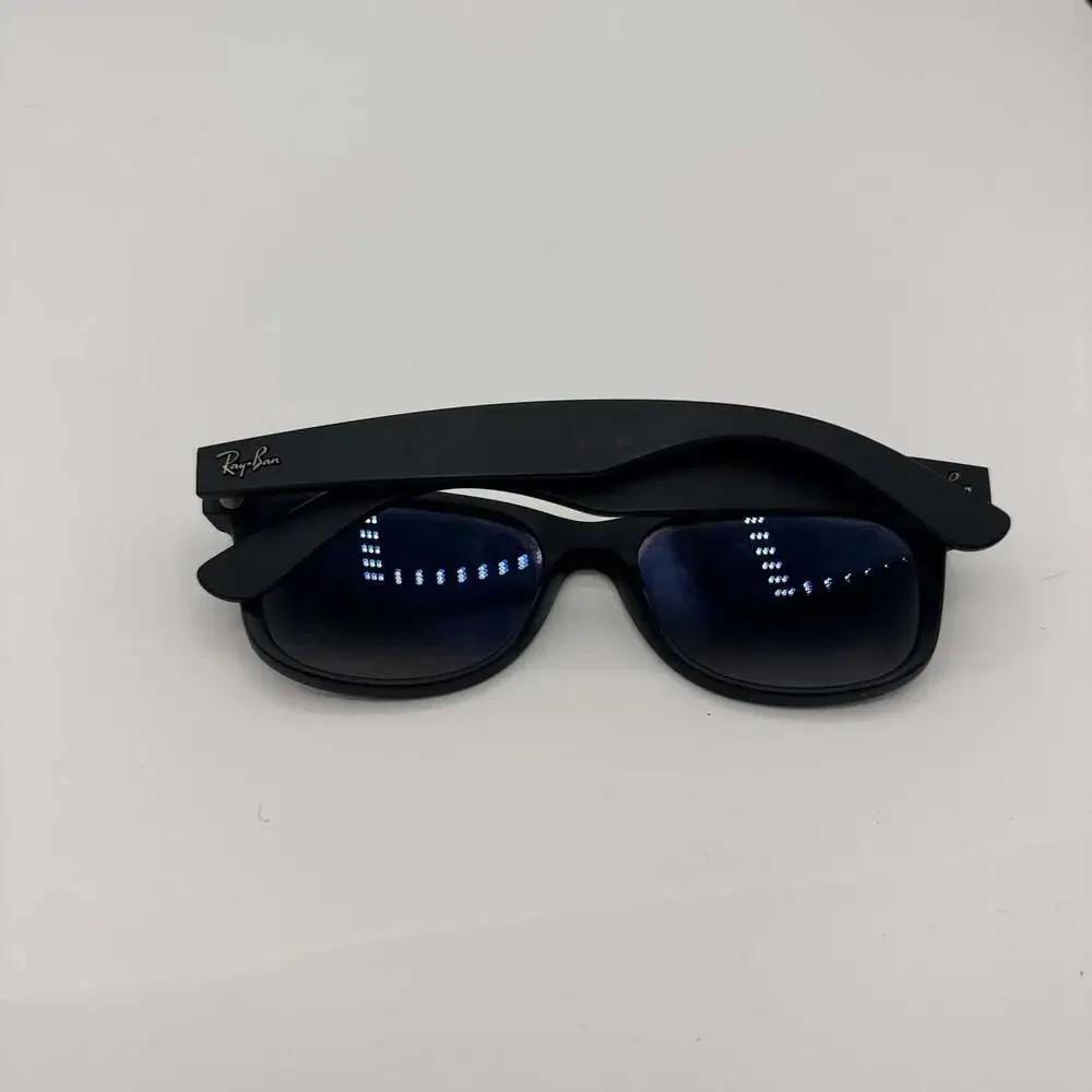 Ray-Ban New Wayfarer Classic Polarized Gradient Blue 55mm Unisex - RB2132